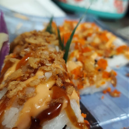 sushi food yummy