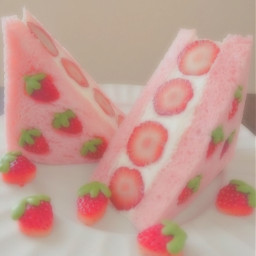 freetoedit strawberry pink strawberryaesthetic pinkaesthetic kawaii kawaiicore strawberrymilk cake aestheticfood
