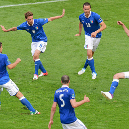 iniesta españa italia euro2012 uefa
