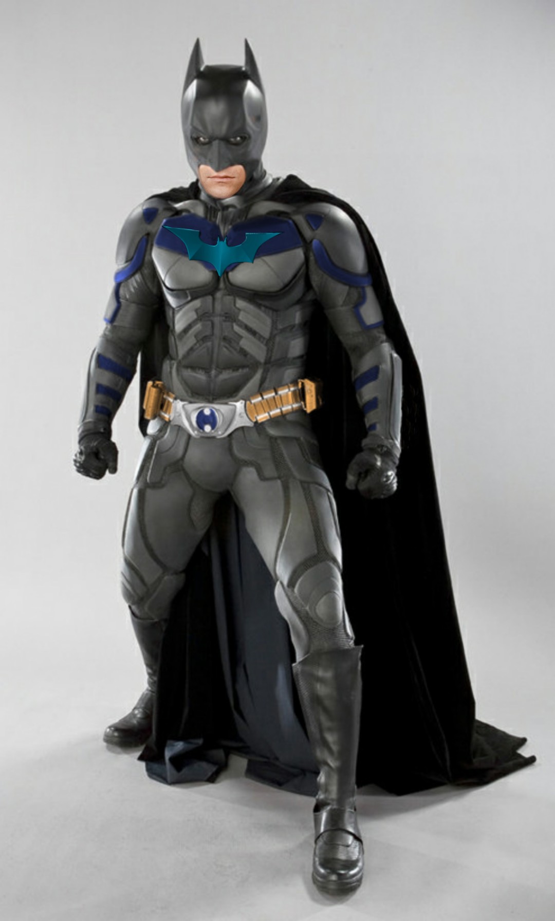 Кристиан Бейл Бэтмен темный рыцарь в костюме