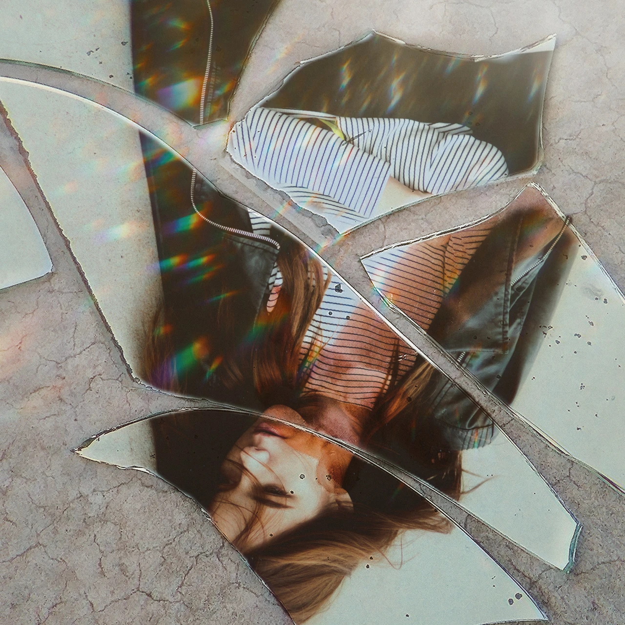 Mirror Brokenmirror Image By Picsart 日本公式アカウント