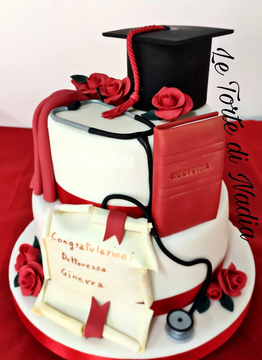 #torte #cakes #tortalaurea #graduationcake