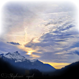 sky skydesteph skystyles_gf mountains sunrise sunrise_sunsets_aroundworld muraz goodmorning sun ciel montagnes aube leverdesoleil switzerland suisse orange